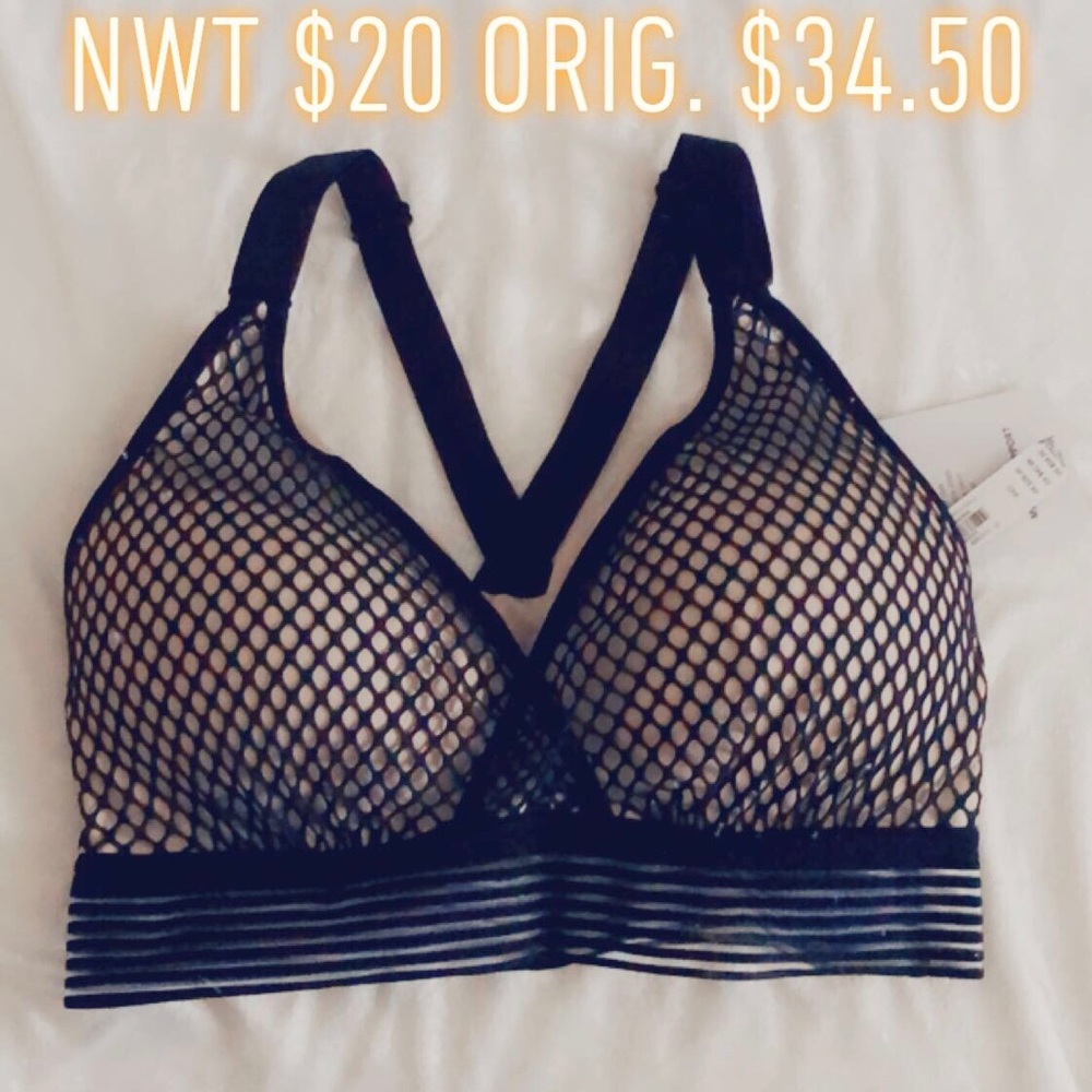 Victoria secret sports bra
